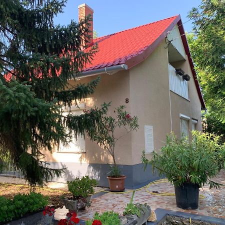 Pellegrini Apartman Балатонакали Экстерьер фото